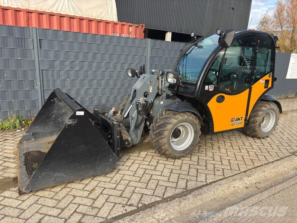 GiANT Tendo GT5048 Телескопические погрузчики