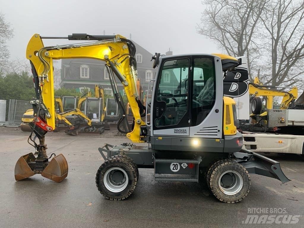 Wacker Neuson EW65 Колёсные экскаваторы