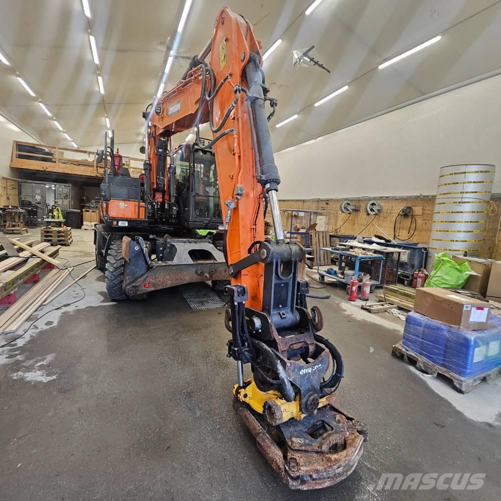 Doosan DX 170 W Колёсные экскаваторы