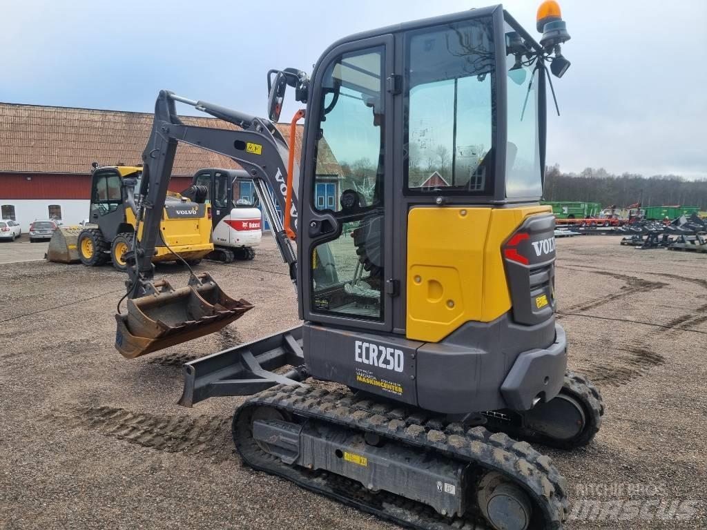 Volvo ECR25 D Мини-экскаваторы