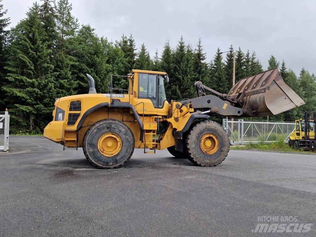 Volvo L 220 G Фронтальные погрузчики