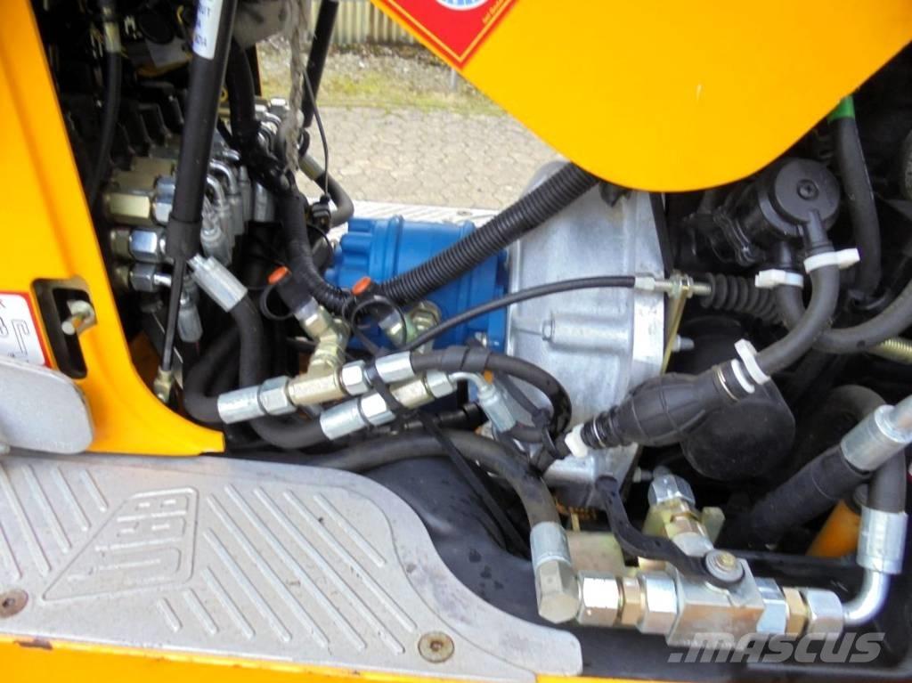JCB 8010 CTS Мини-экскаваторы