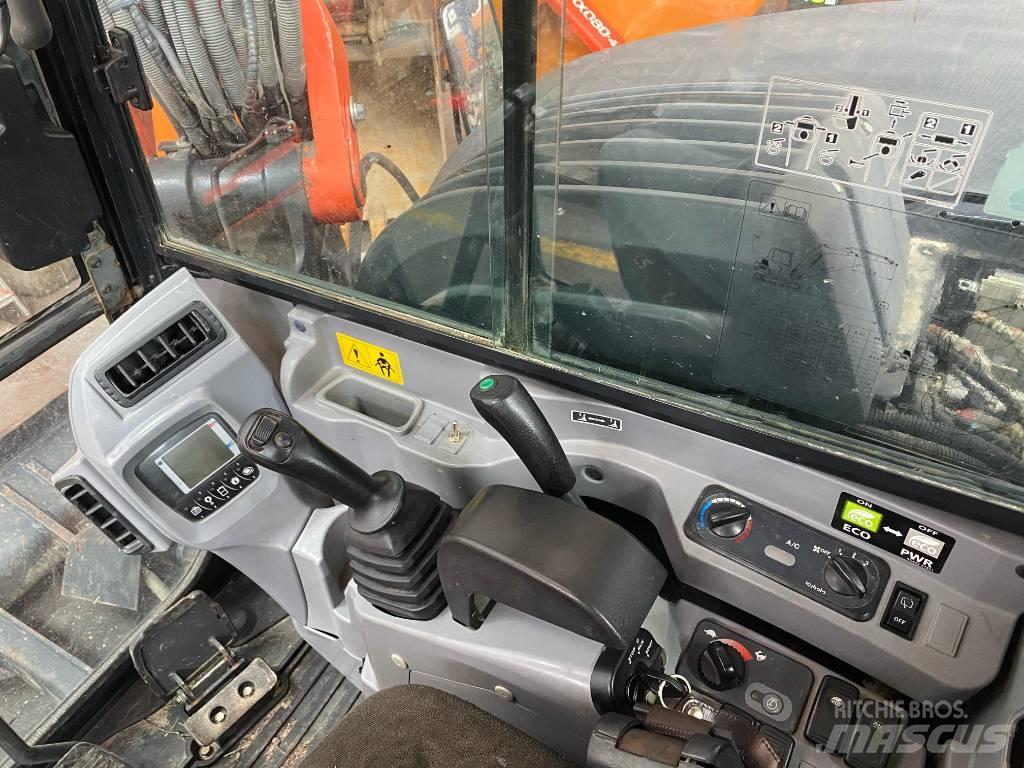 Kubota KX 080-4 Малые экскаваторы 7т-12т