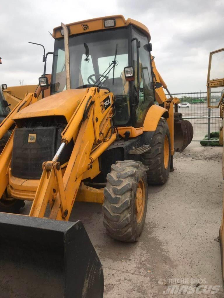 JCB 3cx Экскаваторы-погрузчики