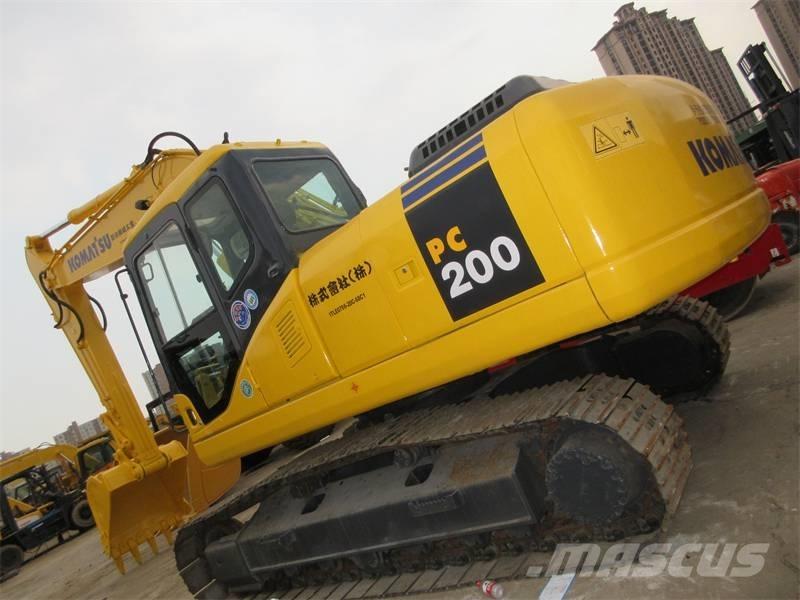 Komatsu PC 220-7 Гусеничные экскаваторы