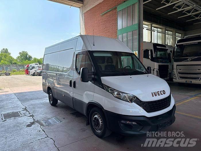 Iveco 35S16 Изотермический фургон
