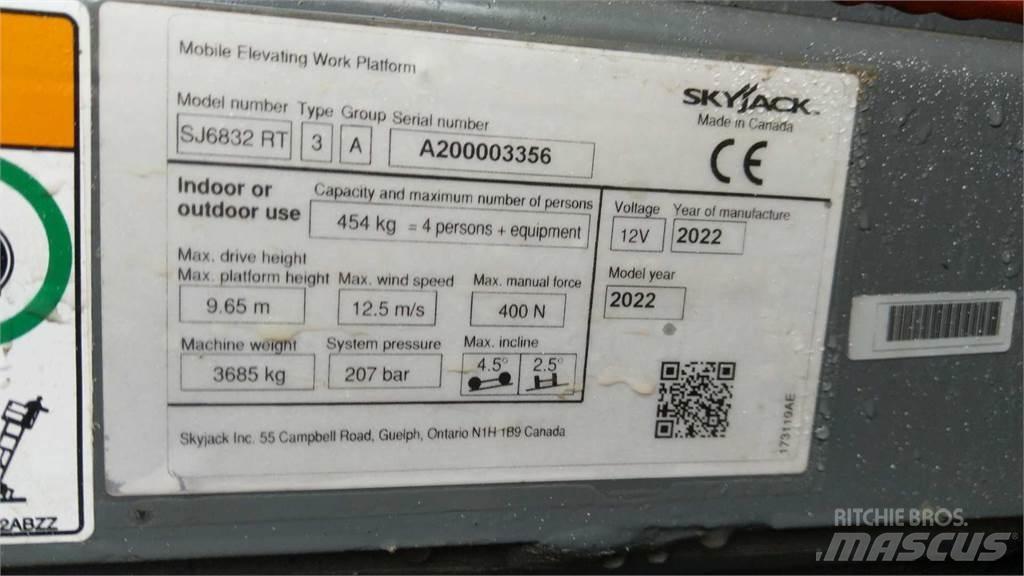 SkyJack 6832RT Ножничные подъемники