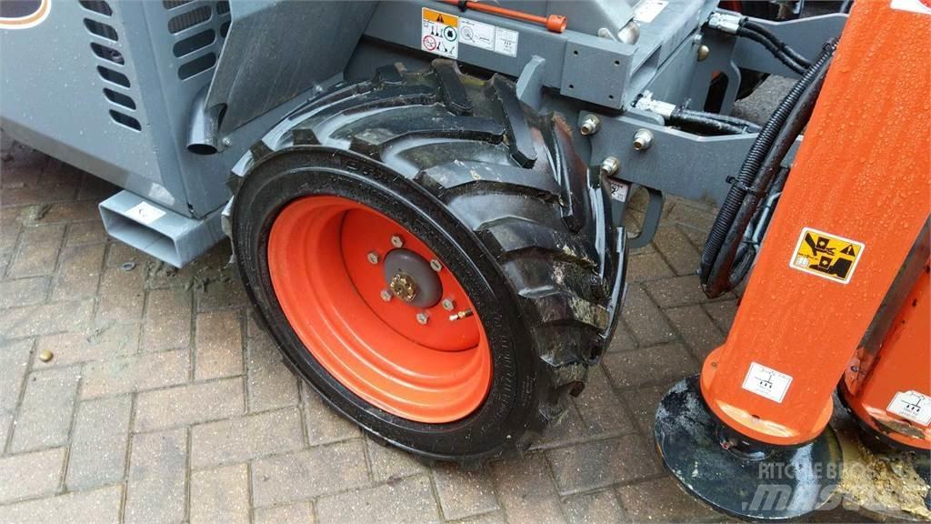 SkyJack 6832RT Ножничные подъемники
