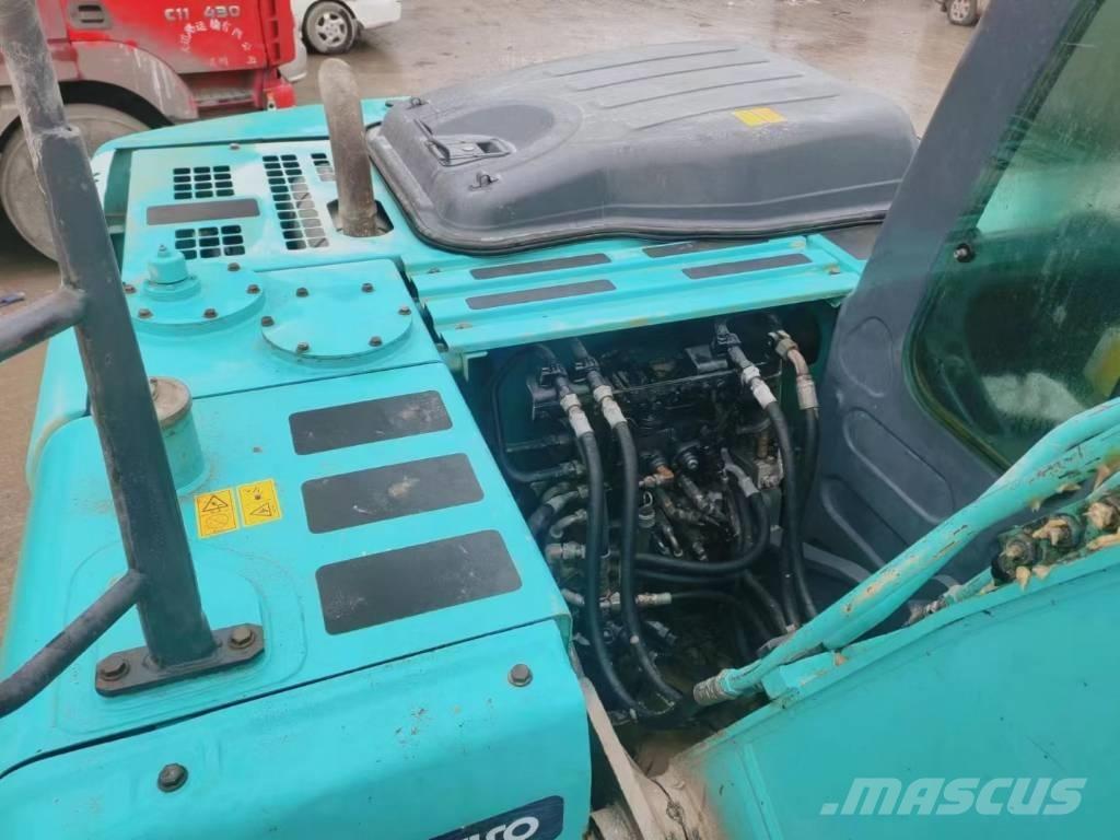 Kobelco SK 140 Гусеничные экскаваторы