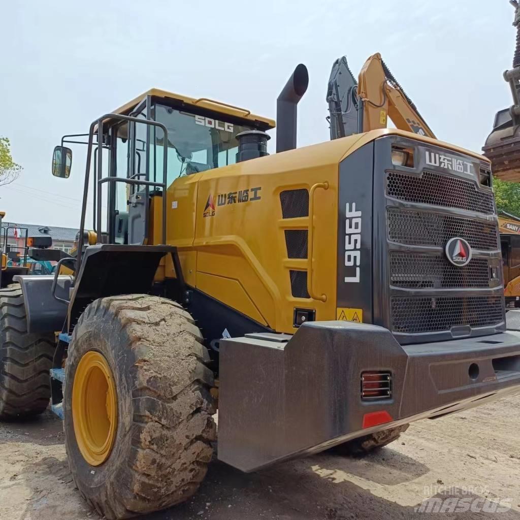 SDLG 956F Фронтальные погрузчики
