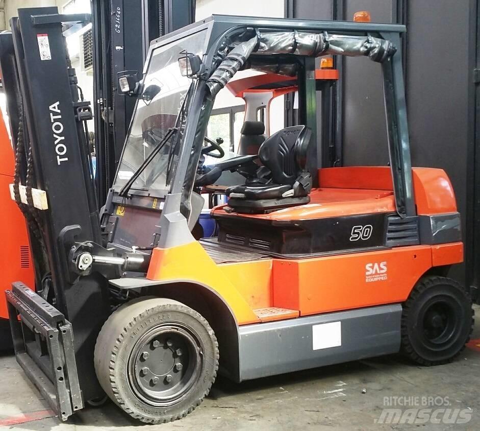Toyota 7 FB MF 50 Электропогрузчики