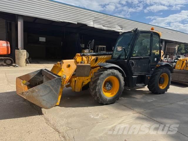 JCB 533-105 Телескопические погрузчики