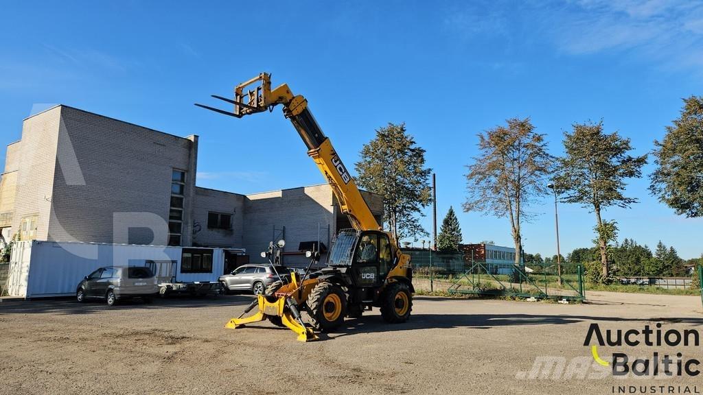 JCB 540-170 Телескопические погрузчики