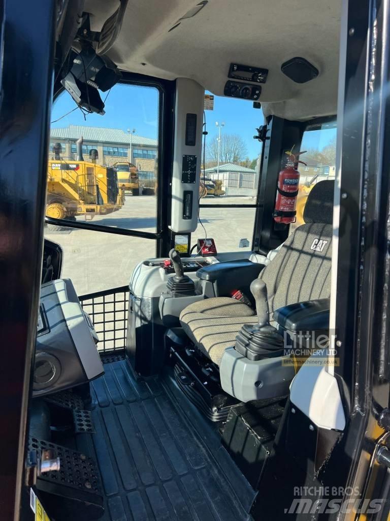 CAT 963K Гусеничные фронтальные погрузчики