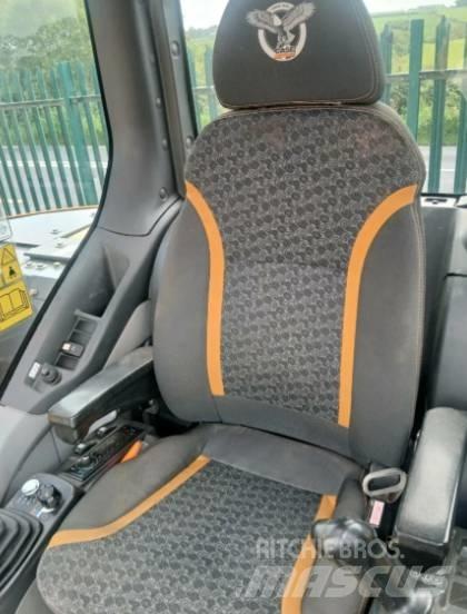 CASE CX 85 D Малые экскаваторы 7т-12т
