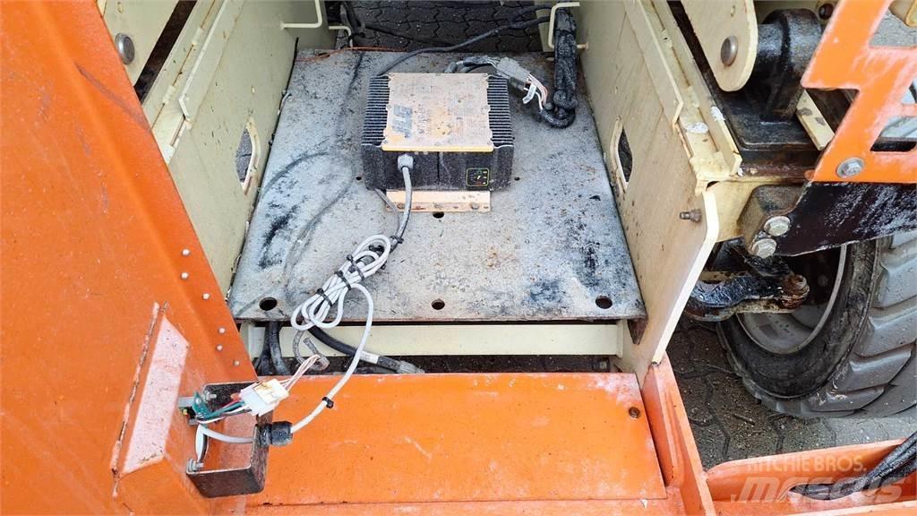 JLG 4069LE Ножничные подъемники