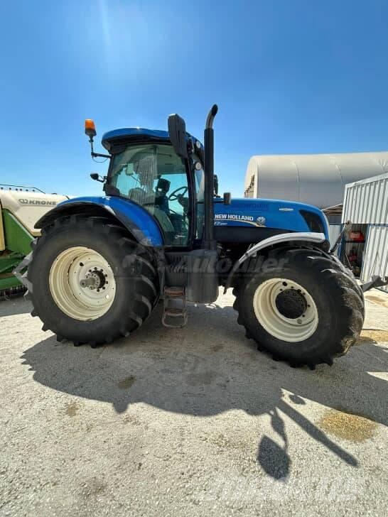 New Holland T7250 Трактора