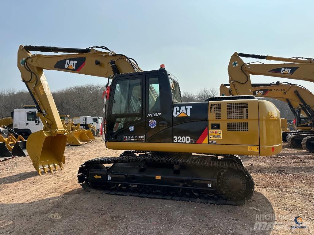 CAT 320D2L Гусеничные экскаваторы