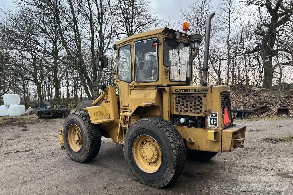 CAT 910 Фронтальные погрузчики