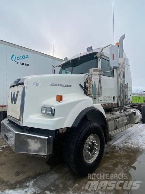 Western Star 4900SB Седельные тягачи