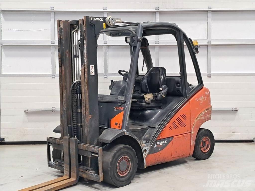 Linde H25D-02 Дизельные погрузчики