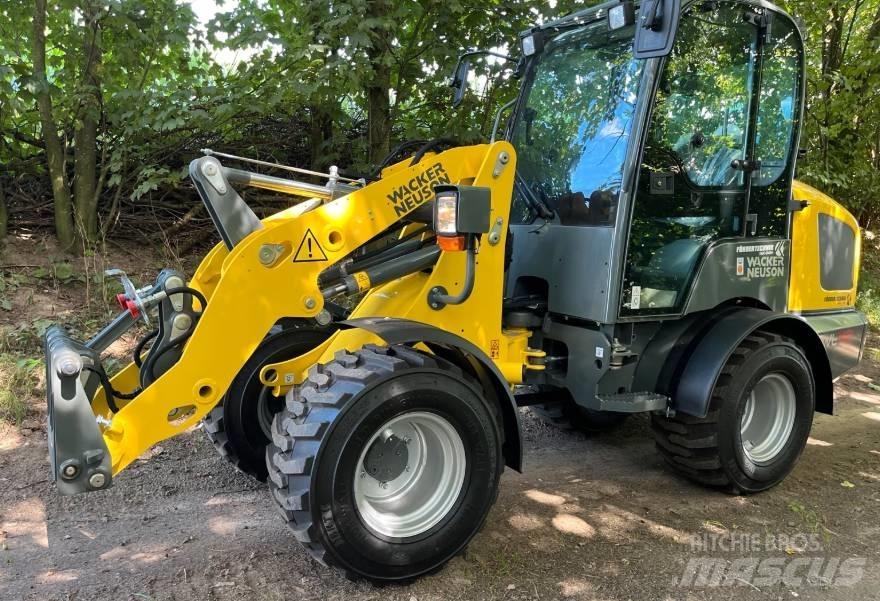 Wacker Neuson WL32 Фронтальные погрузчики