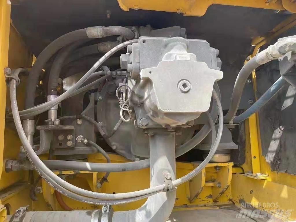 Komatsu PC 360-7 Гусеничные экскаваторы