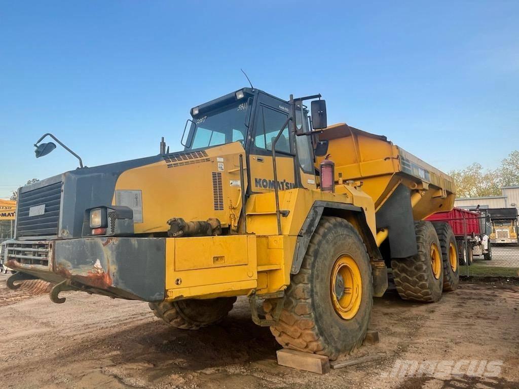 Komatsu HM 400-2 Шарнирно-сочленённые самосвалы