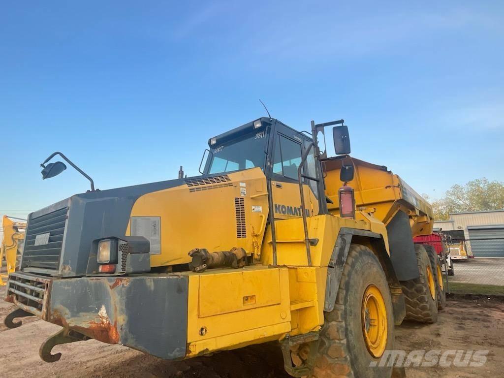 Komatsu HM 400-2 Шарнирно-сочленённые самосвалы