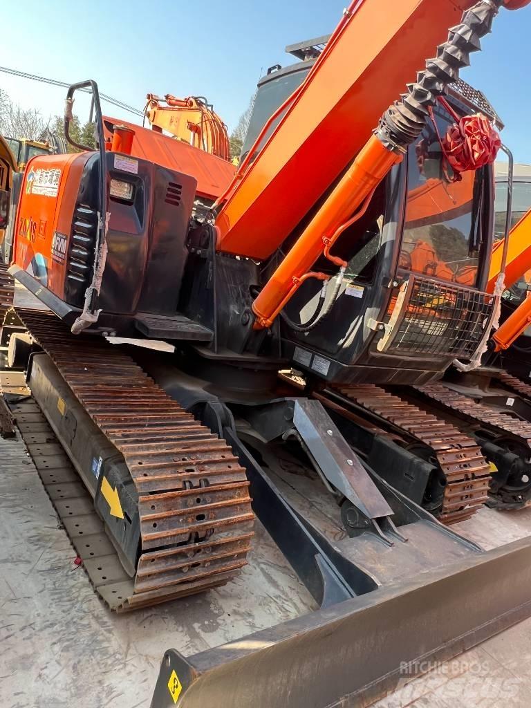 Hitachi ZX70 Малые экскаваторы 7т-12т