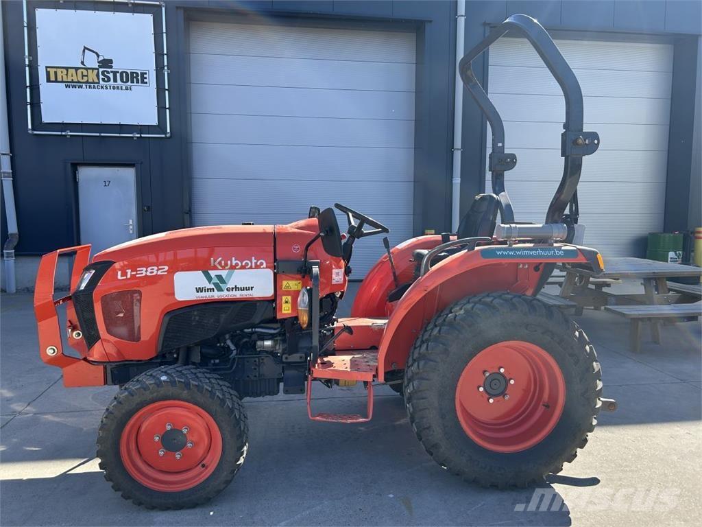 Kubota L1-382 (5283) Коммунальные тракторы
