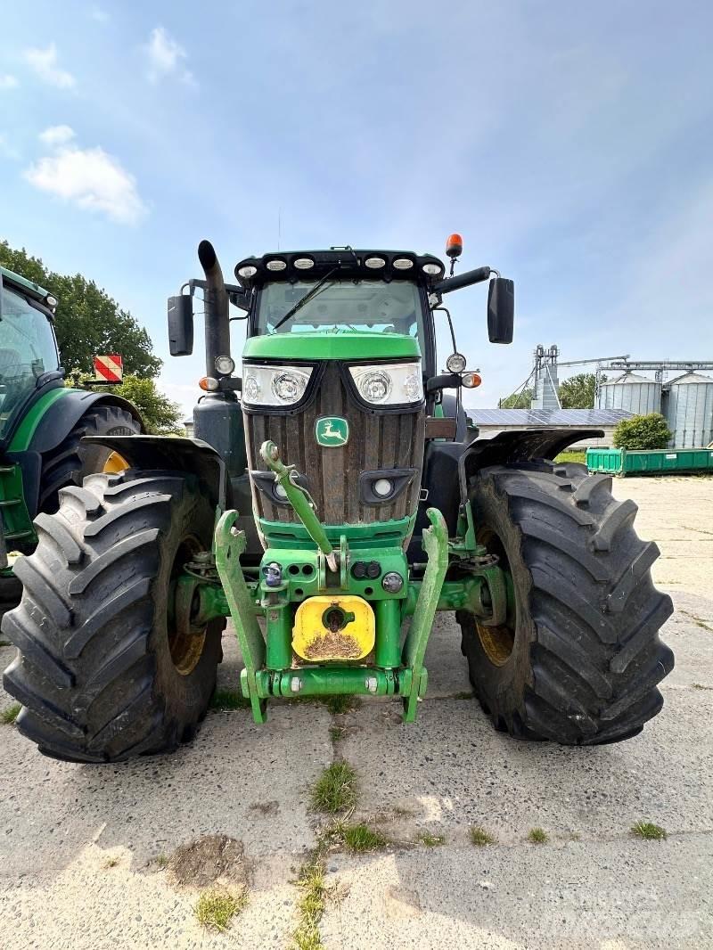 John Deere 6215R Трактора