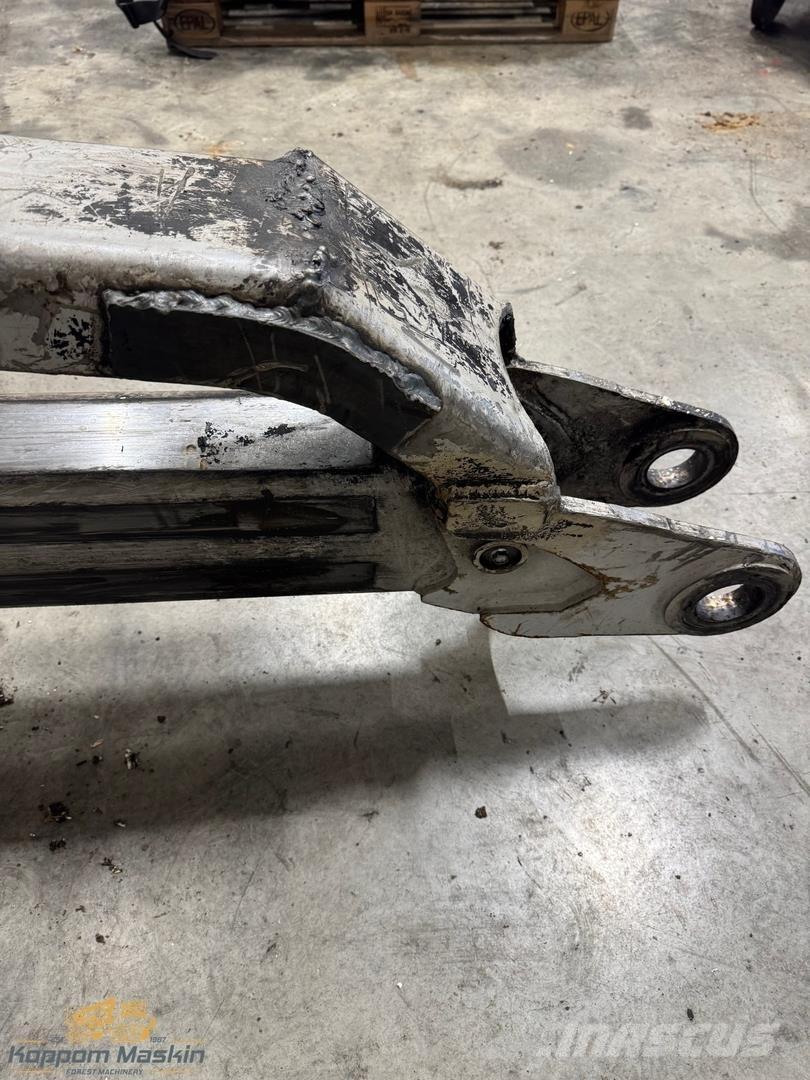 Komatsu 105F Манипуляторы для форвардеров