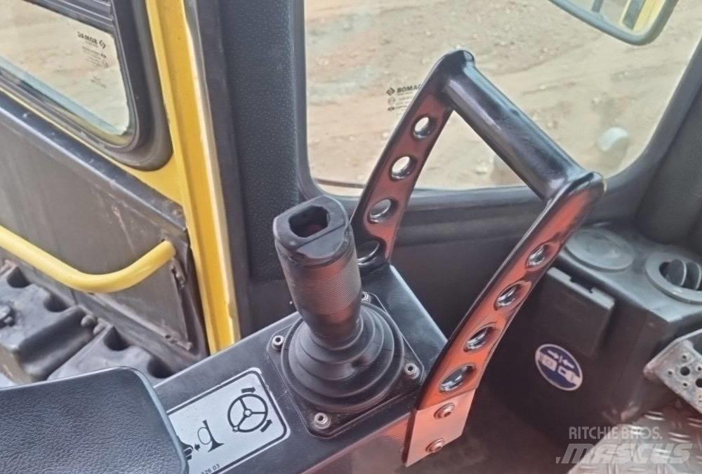 Bomag BC722RB2 Трамбовщики