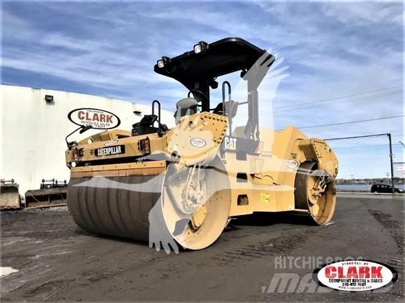CAT CB64 Грунтовые катки