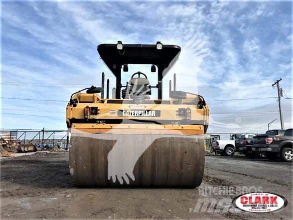 CAT CB64 Грунтовые катки