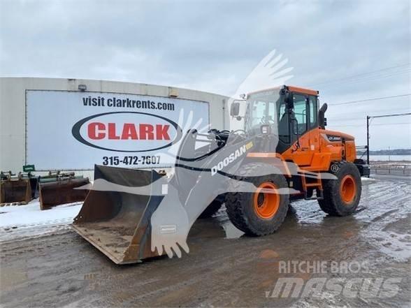 Doosan DL250-5 Фронтальные погрузчики