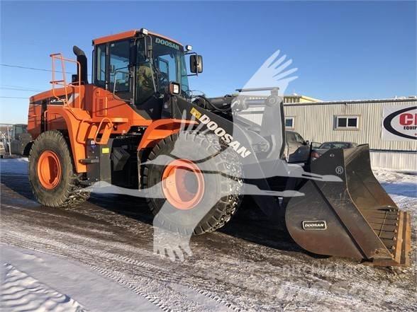 Doosan DL300 Фронтальные погрузчики