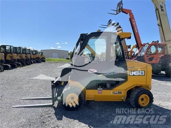 JCB 35 Телескопические погрузчики
