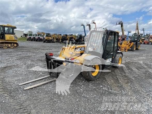 JCB 525-60 Телескопические погрузчики