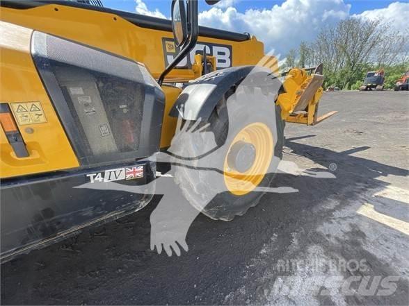 JCB 540-140 Телескопические погрузчики