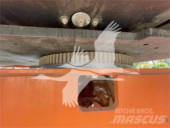 JLG 860SJ Телескопические подъемники