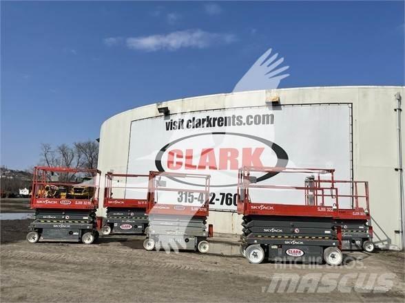 SkyJack SJ3219 Ножничные подъемники