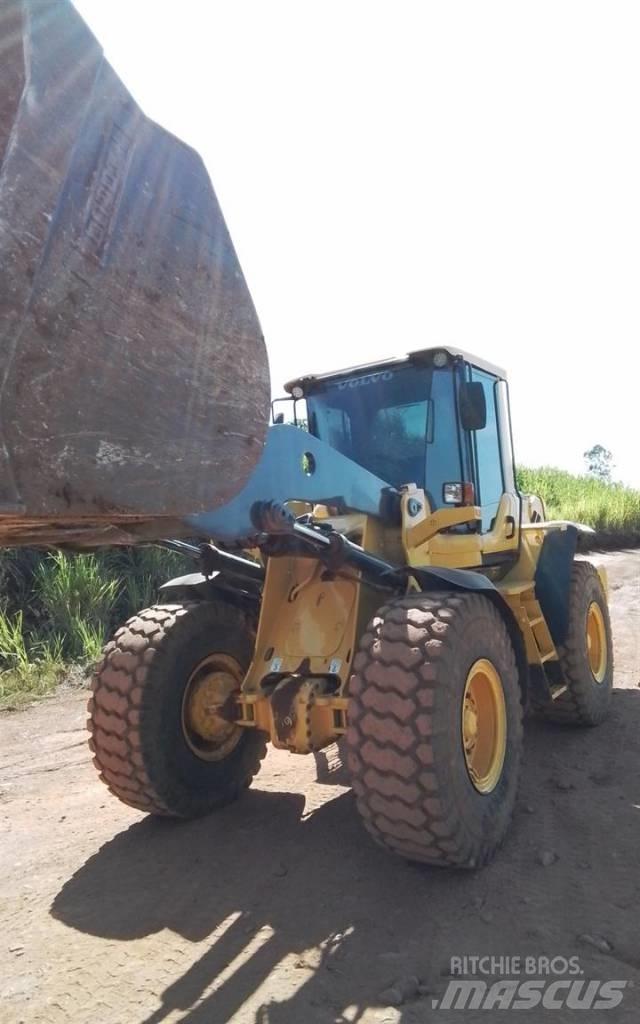 Volvo L 90 F Фронтальные погрузчики