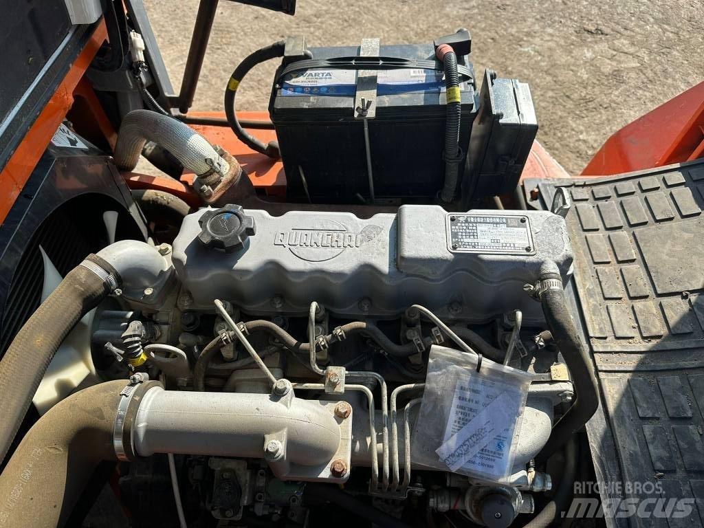 Heli CPD 30 Дизельные погрузчики