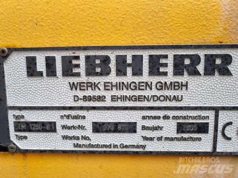 Liebherr LTM 1225 Автокраны