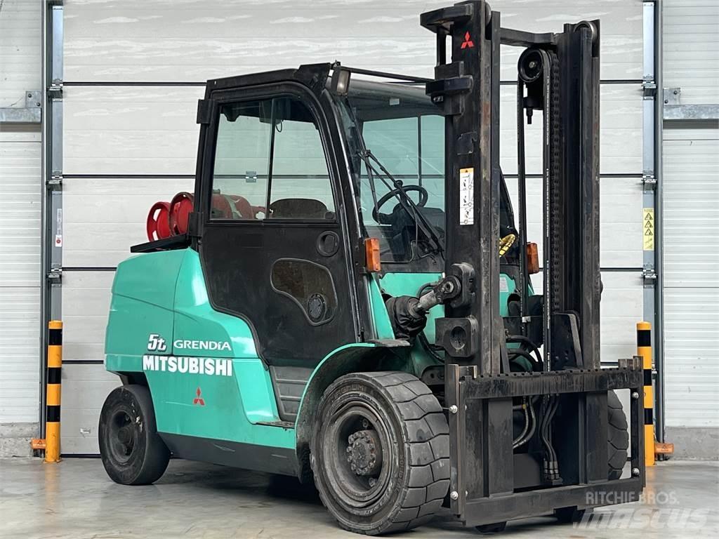 Mitsubishi FG 55 N Газовые погрузчики