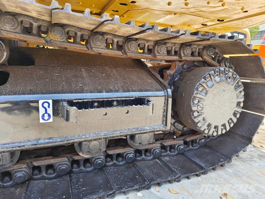 CAT 320 D Гусеничные экскаваторы