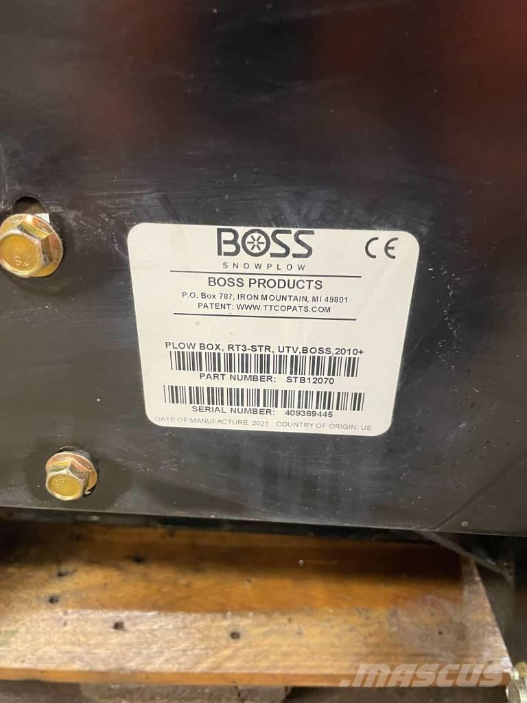 Boss SK-R 6' Box Plow Снежные отвалы и плуги