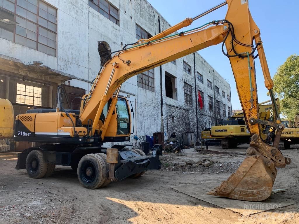 Hyundai R210W-9 Колёсные экскаваторы